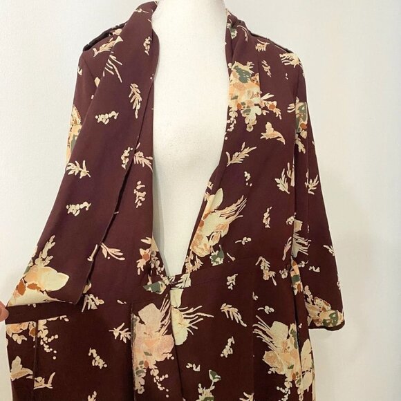 ARITZIA WILFRED BURGUNDY FLORAL FAUX WRAP SURPLICE BELTED MINI DRESS - 6 - Picture 6 of 11